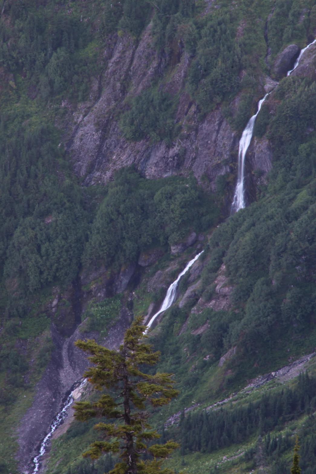 Right segment of Avalanche Gorge Falls