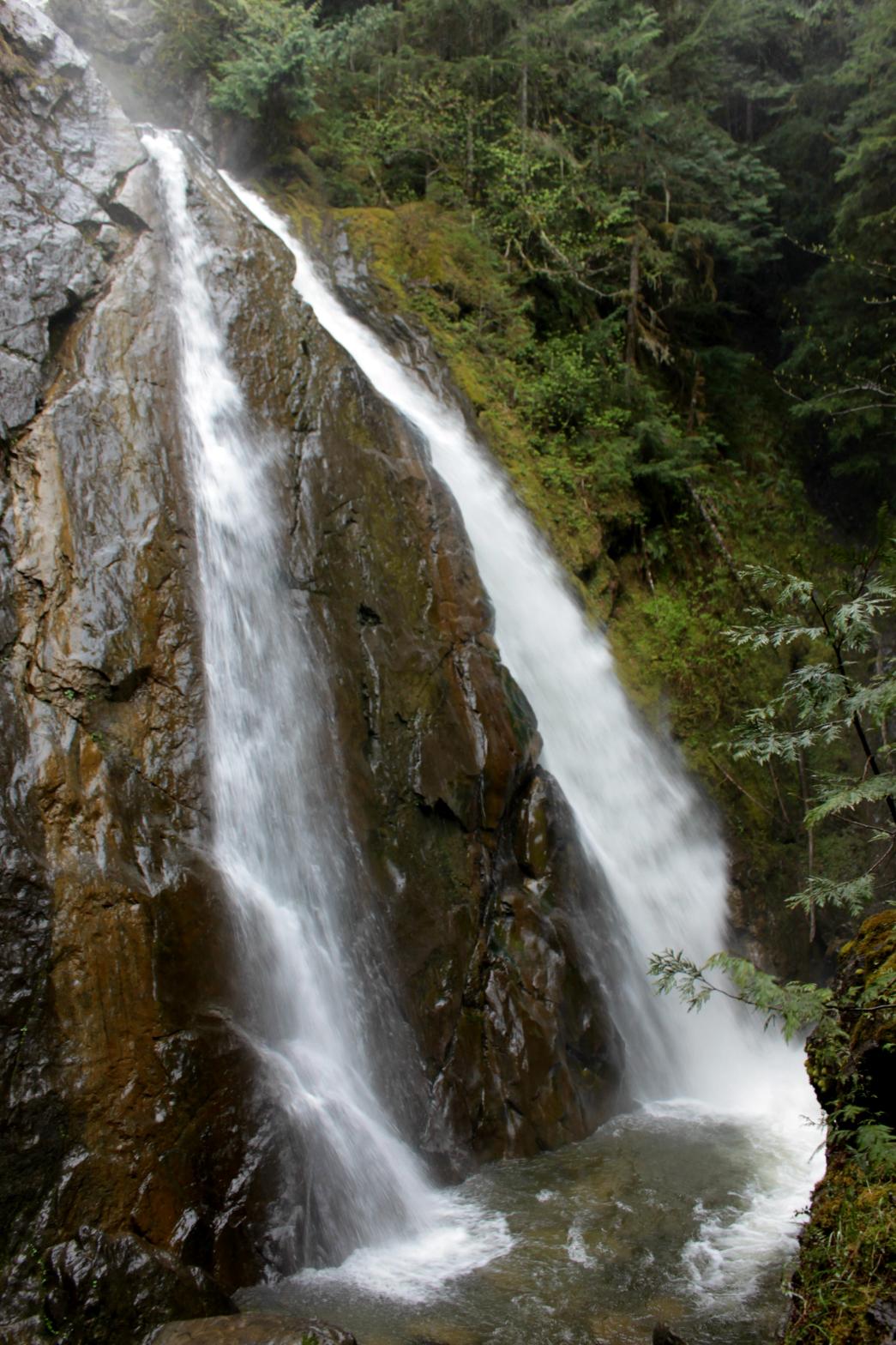 Side view of the main portion of Cornell Creek Falls