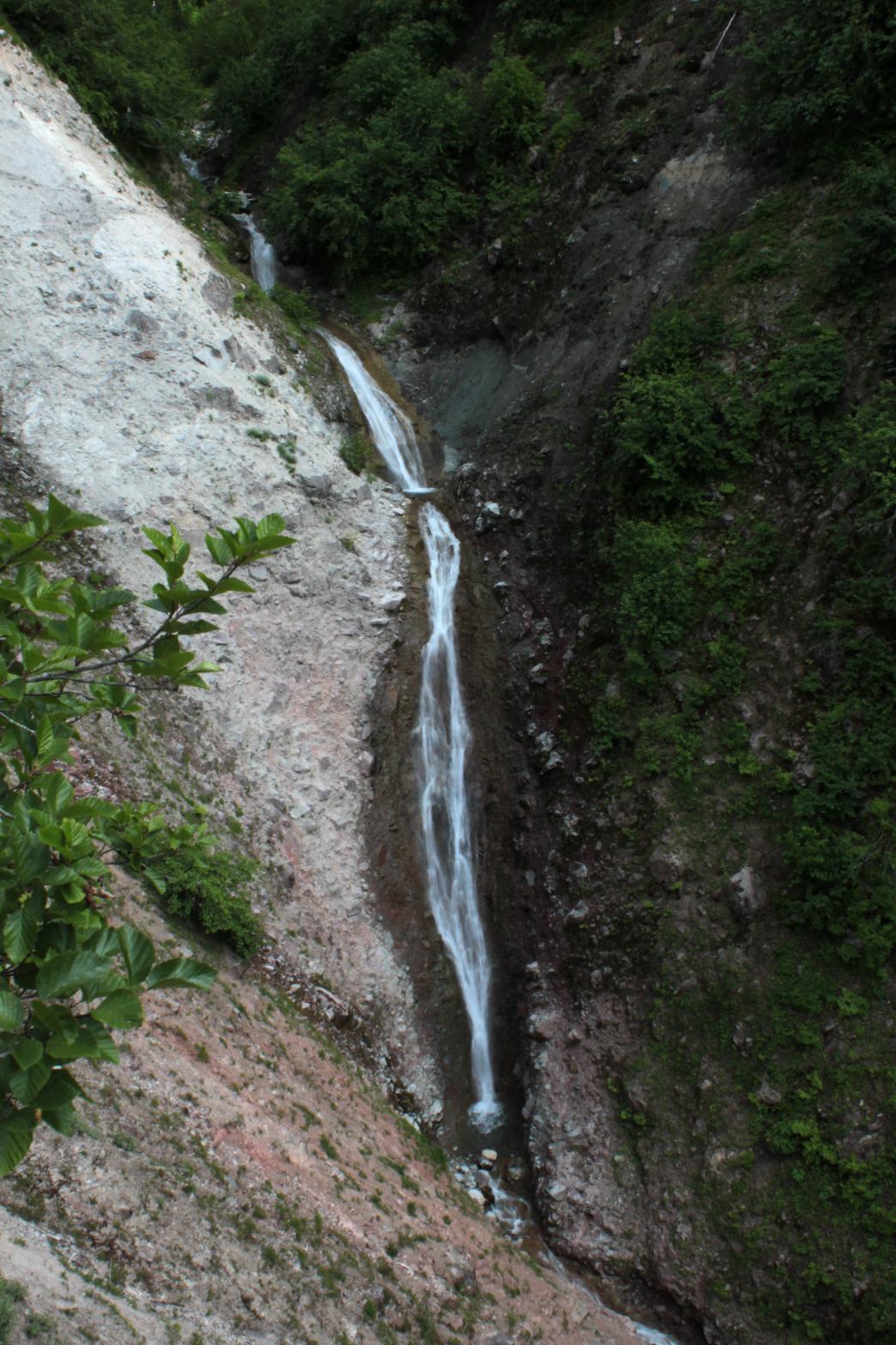 Close up view of Lower Tatasum Falls