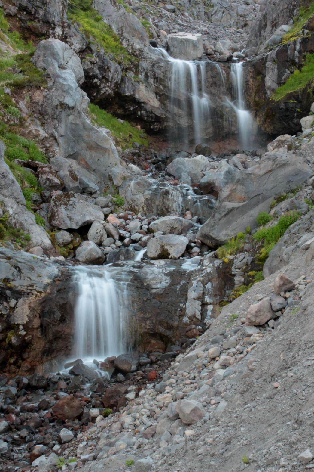 Close look at Upper Andesite Falls