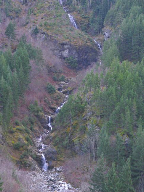 Bottom sections of Bouck Falls at low volume
