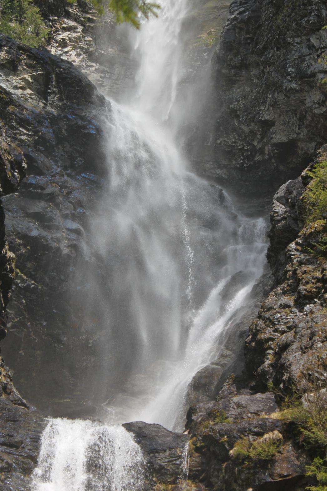 Middle section of the falls