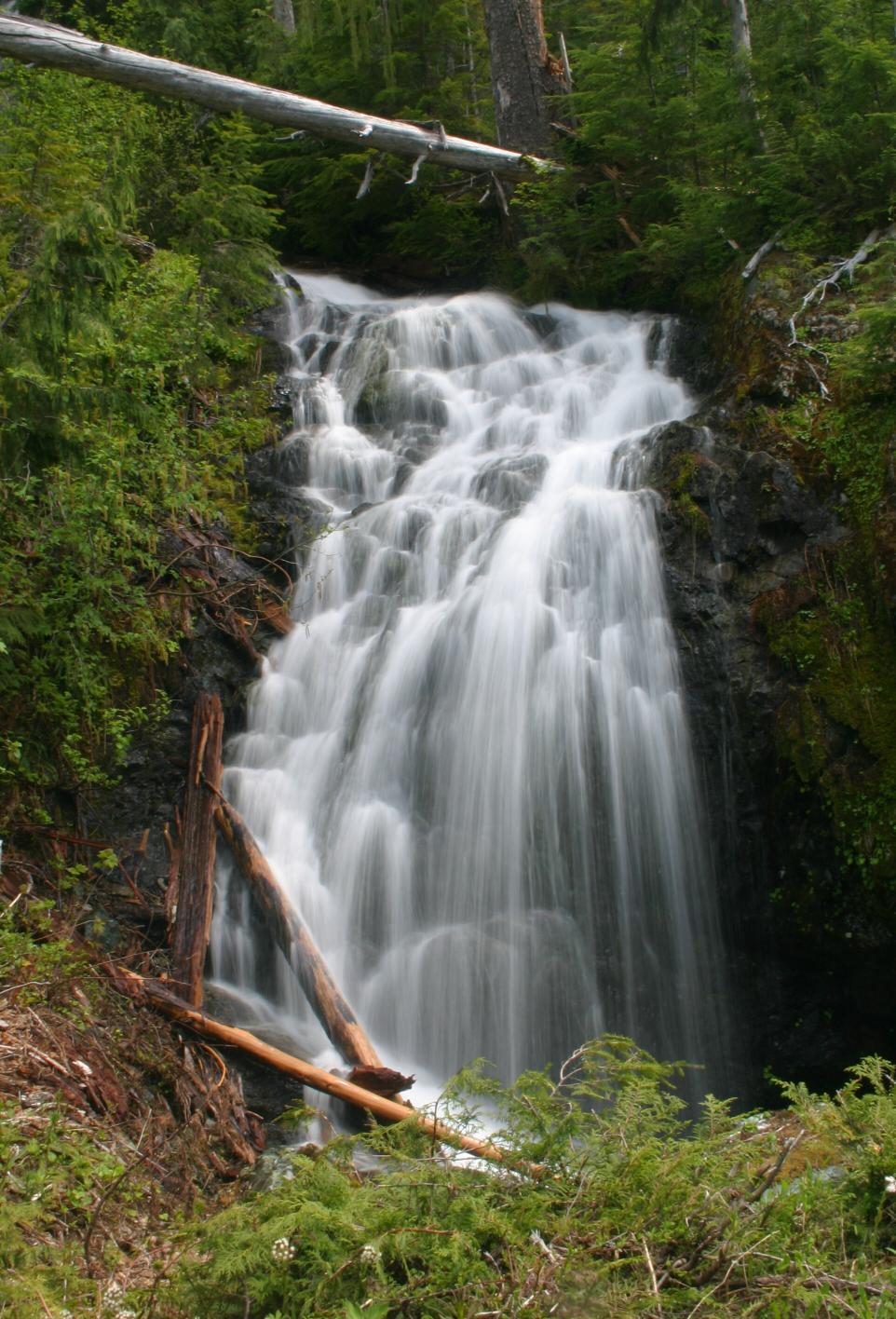 Segelsen Ridge Falls