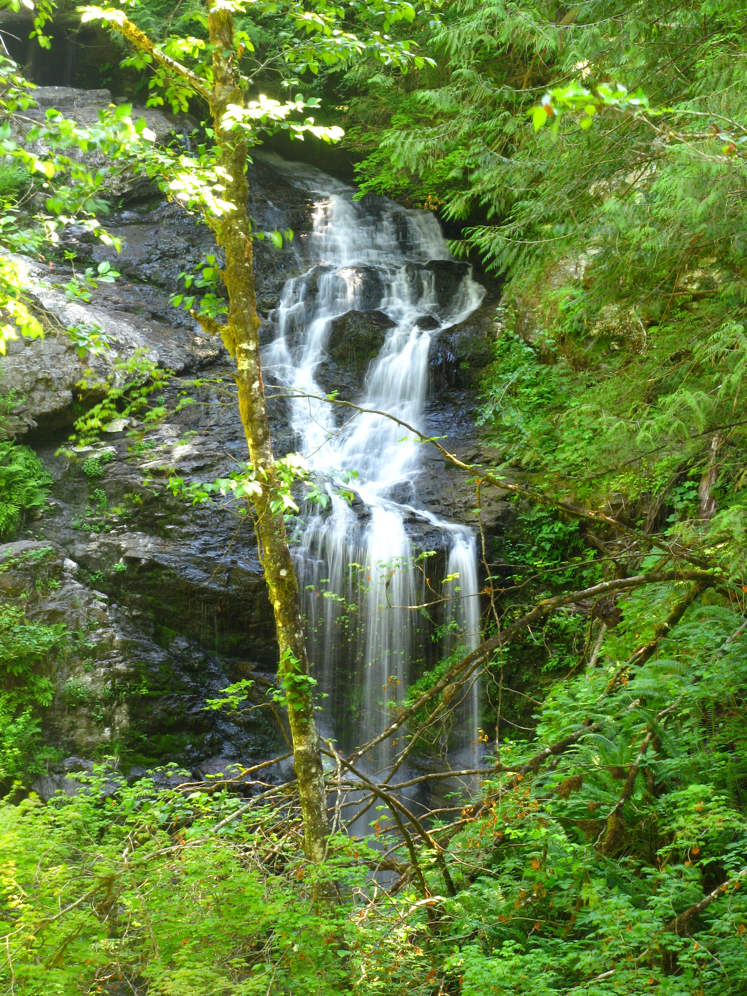 Hilt Creek Falls at low volume