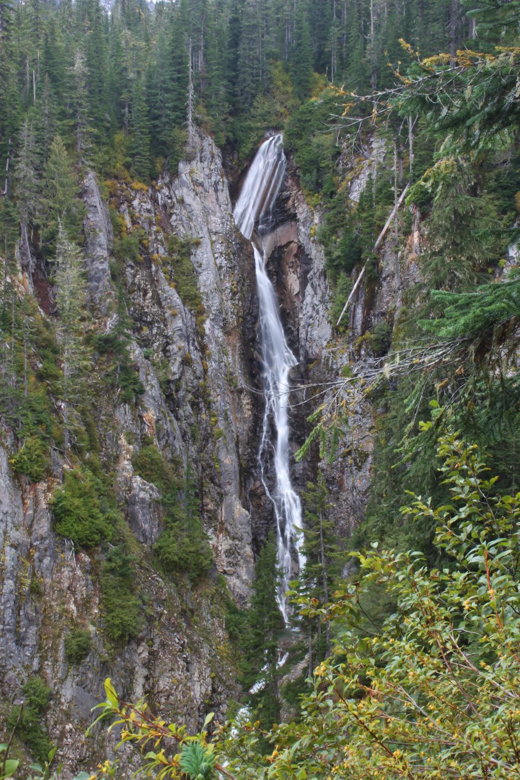 Popahomy Falls from atop the canyon wall