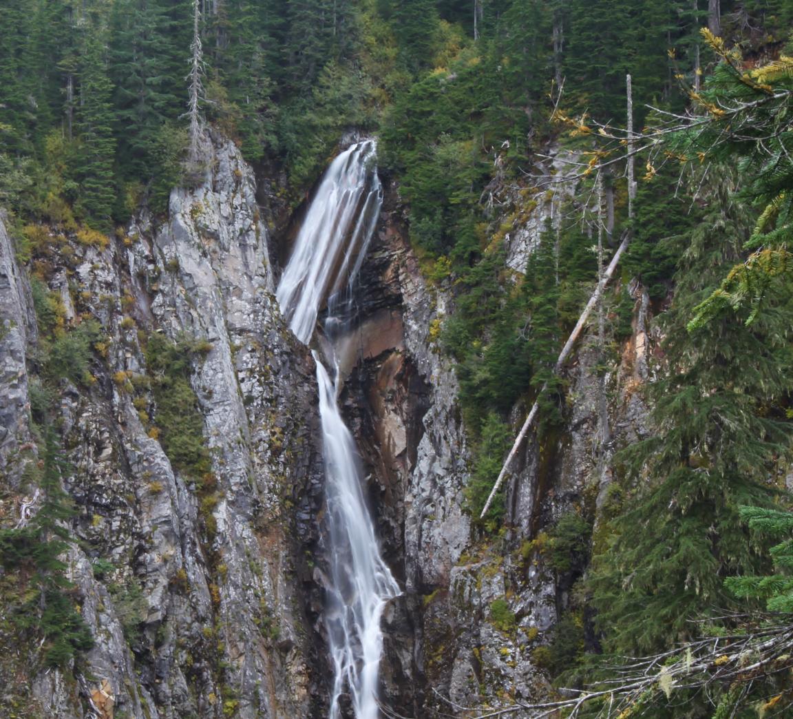 Closer look at the top of Popahomy Falls