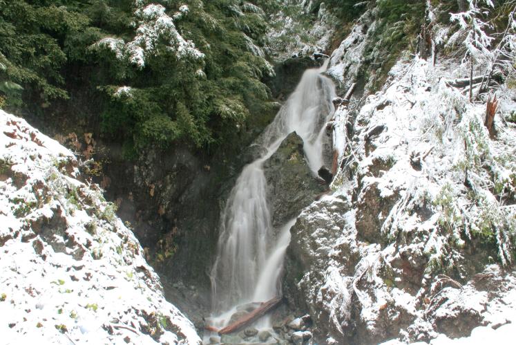Winter at Upper Morowitz Falls