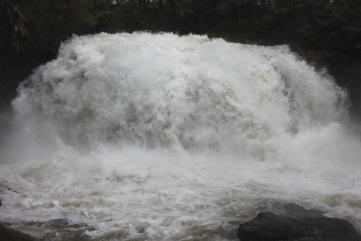 Upper Olney Falls at Very High Volume